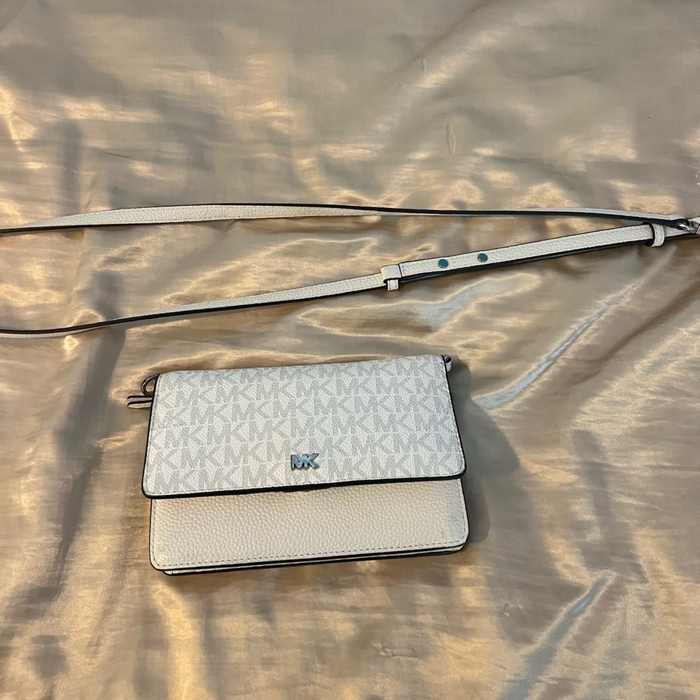 Adorable mini Micheal Kors handbag